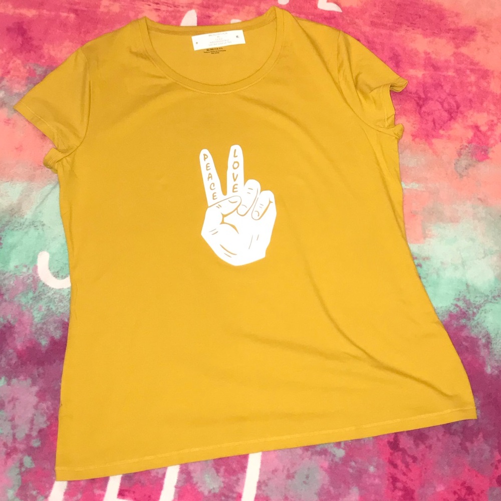 Peace & Love Graphic Tee
